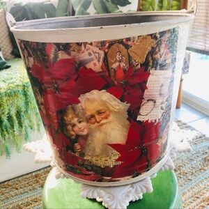 🎄Vintage Galvanized Santa Christmas Bucket